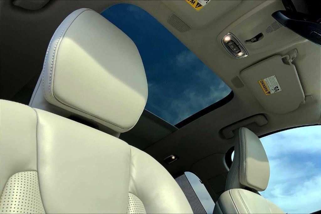 used 2022 Volvo XC90 car, priced at $36,980