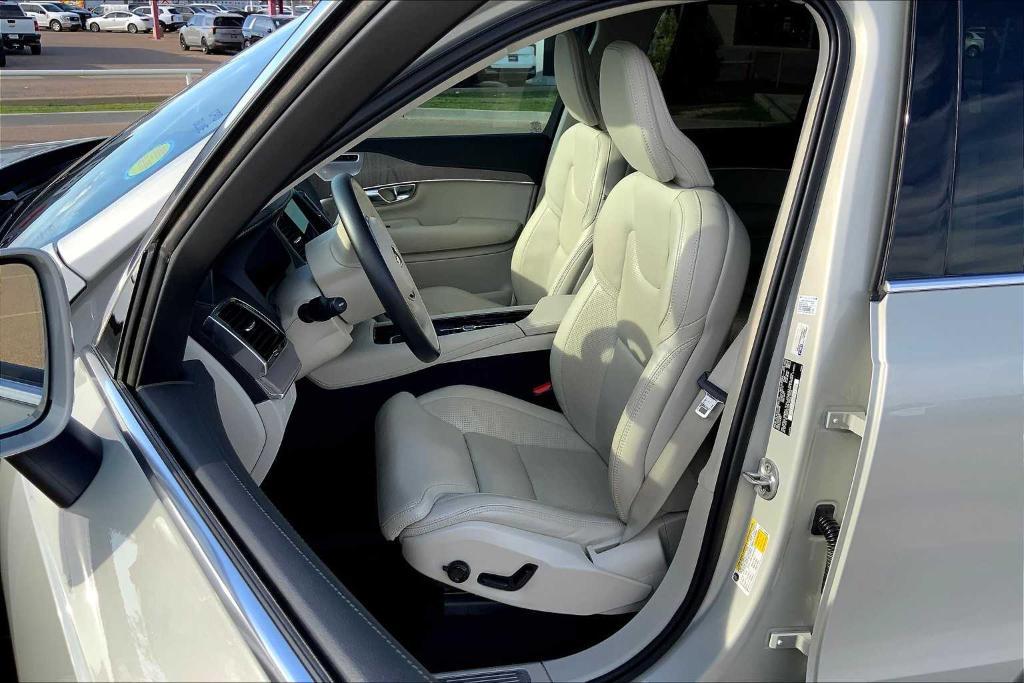 used 2022 Volvo XC90 car, priced at $36,980