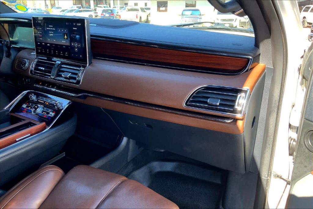 used 2022 Lincoln Navigator car, priced at $56,319