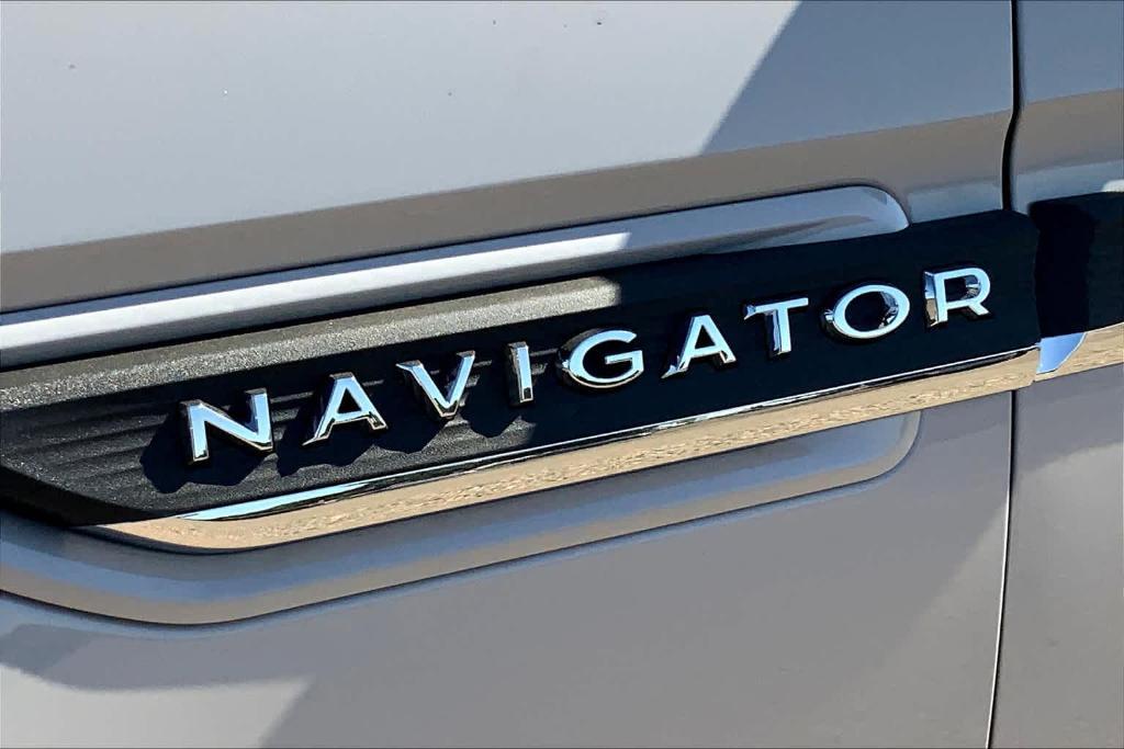 new 2024 Lincoln Navigator car, priced at $105,905