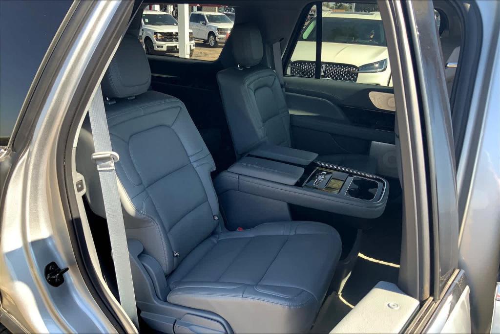 used 2020 Lincoln Navigator car, priced at $52,964