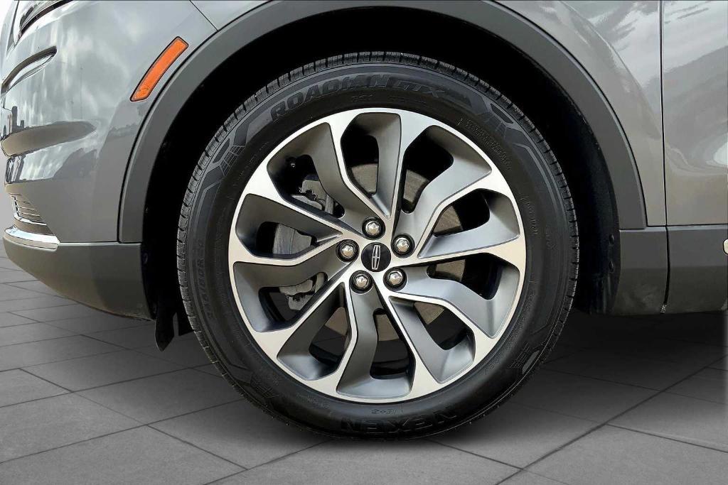 used 2021 Lincoln Nautilus car, priced at $32,078