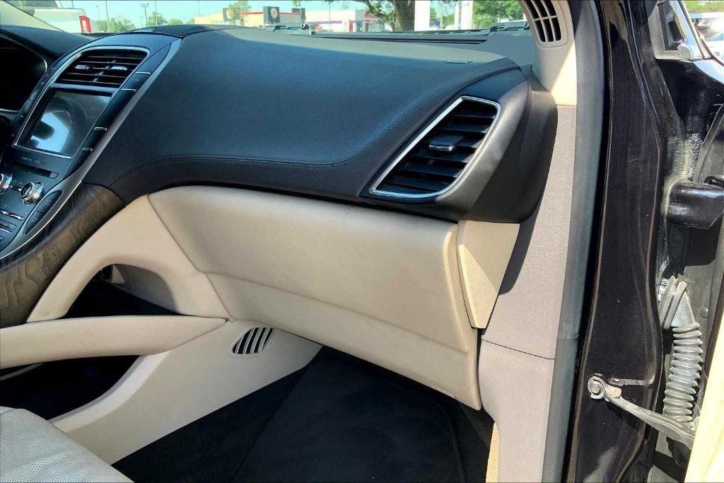 used 2020 Lincoln Nautilus car, priced at $18,549