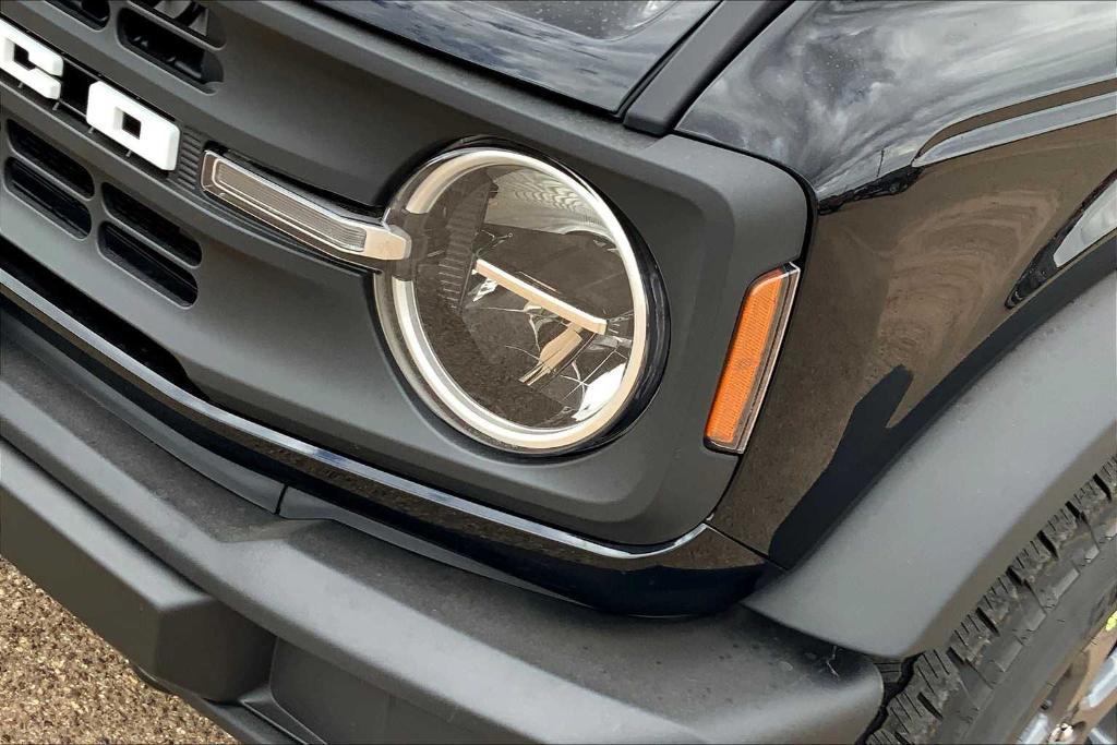 new 2025 Ford Bronco car, priced at $42,275