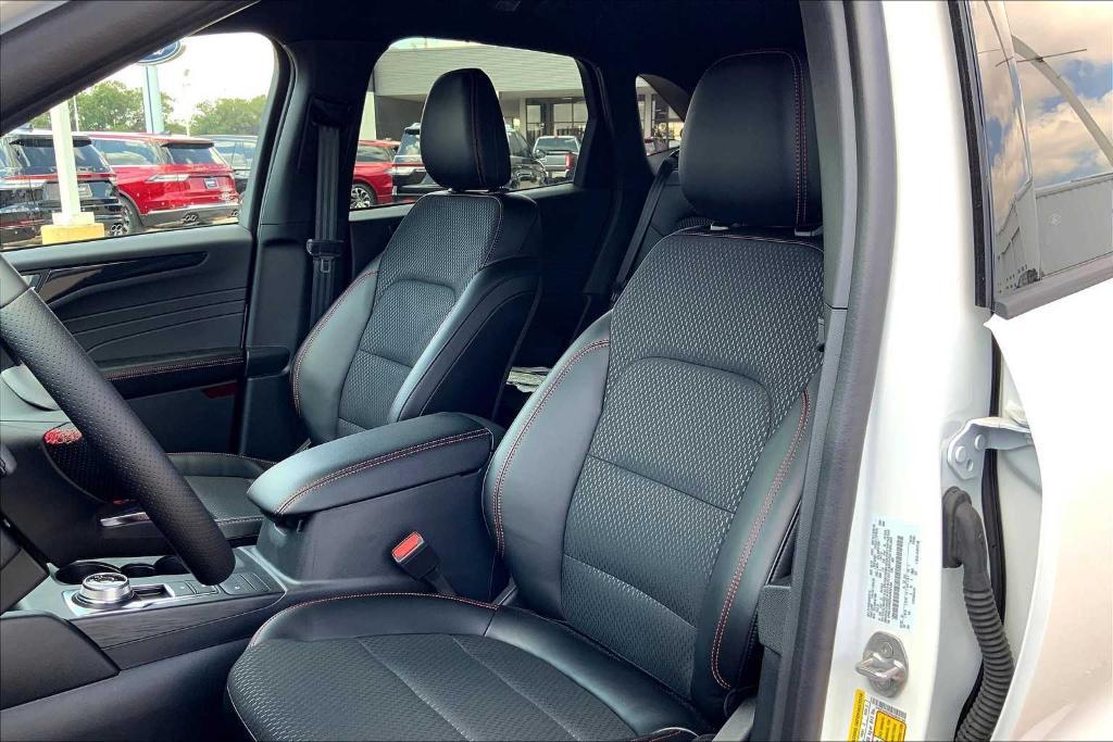 new 2025 Ford Escape car, priced at $29,590