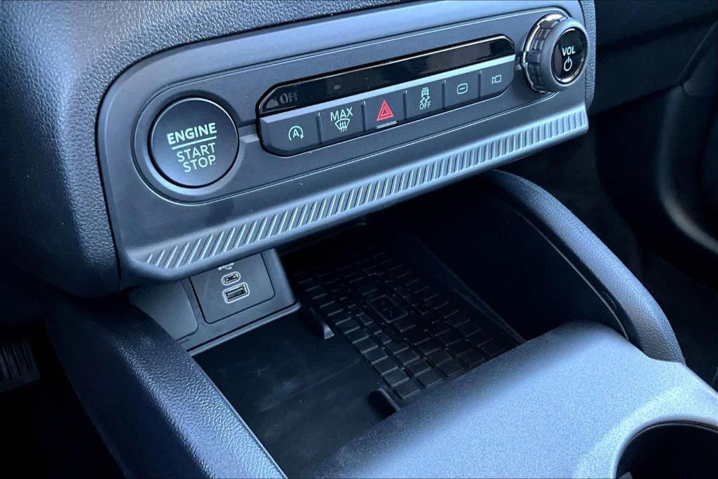 new 2025 Ford Bronco Sport car, priced at $32,830