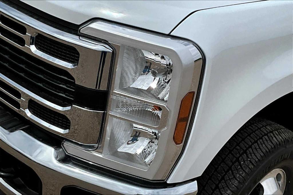 new 2025 Ford F-350 car, priced at $75,515