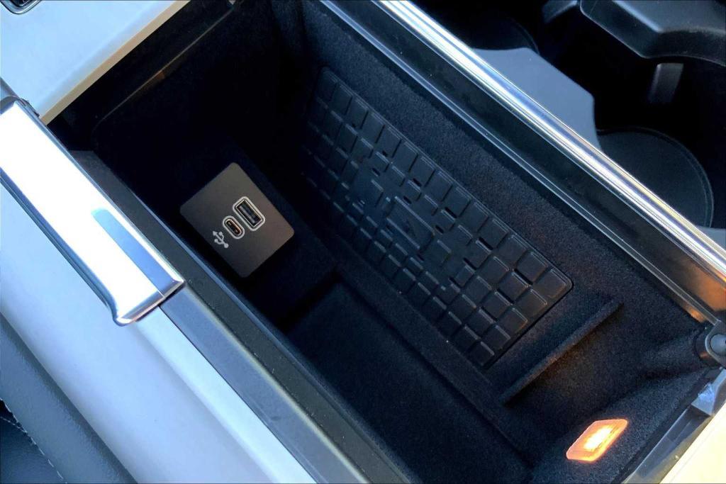 new 2025 Lincoln Navigator L car, priced at $107,015