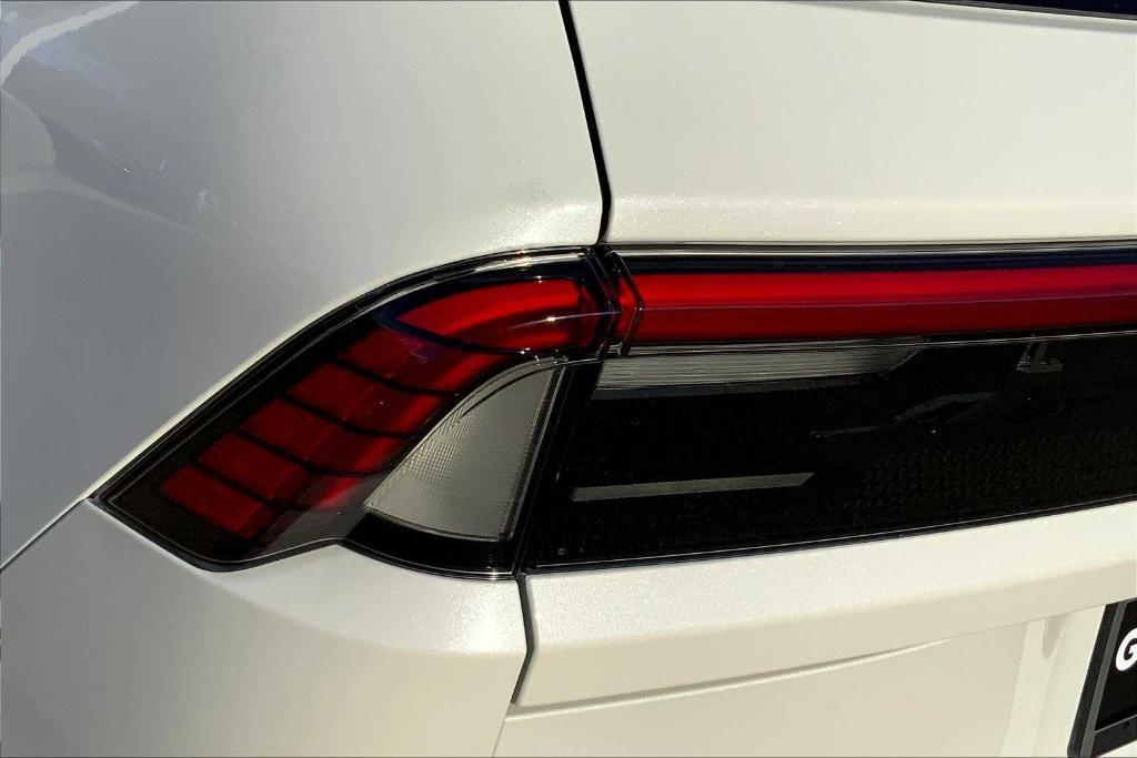 new 2025 Lincoln Navigator L car, priced at $107,015