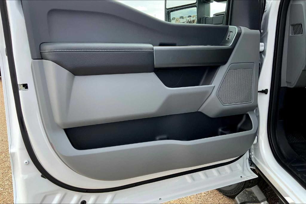 new 2026 Ford F-250 car, priced at $72,400