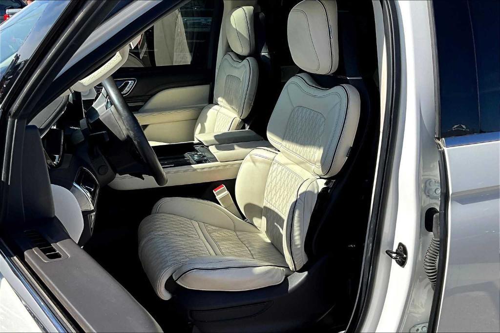 used 2022 Lincoln Navigator car, priced at $57,346