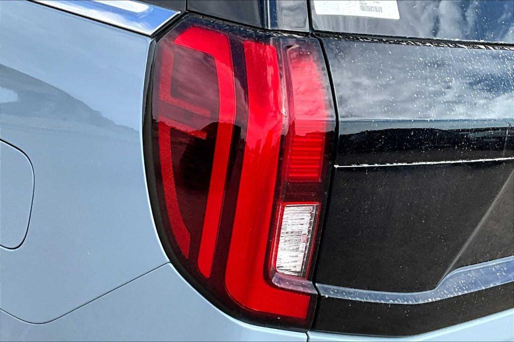 new 2025 Ford Expedition car, priced at $70,340