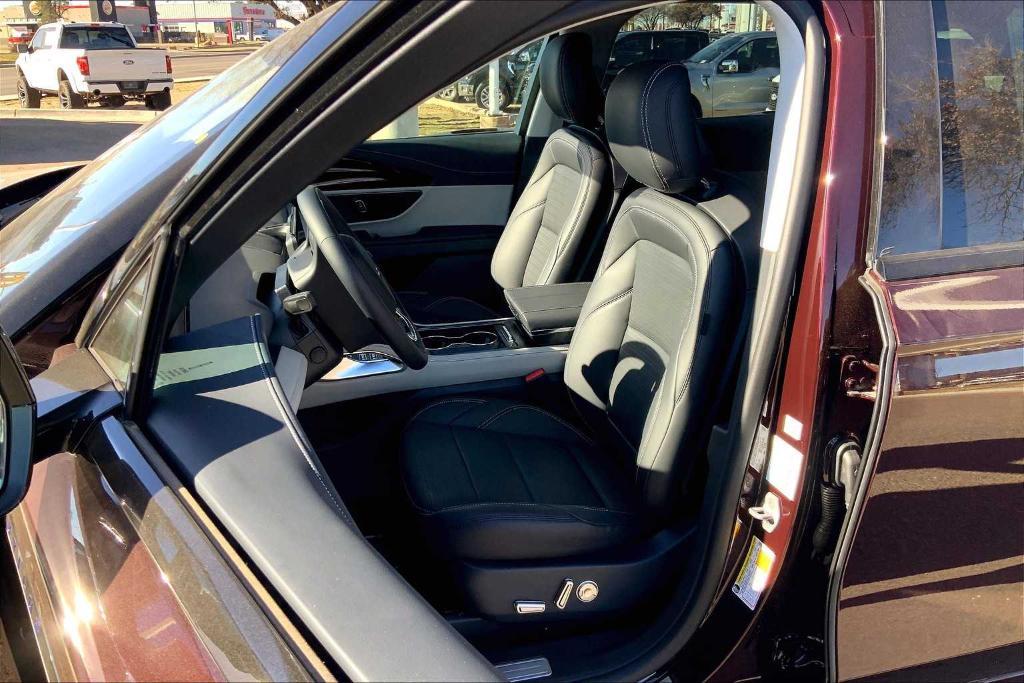 new 2025 Lincoln Nautilus car, priced at $64,355