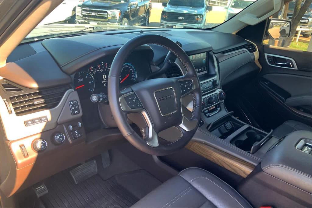 used 2019 GMC Yukon XL car, priced at $41,310