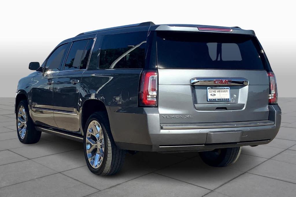 used 2019 GMC Yukon XL car, priced at $41,310