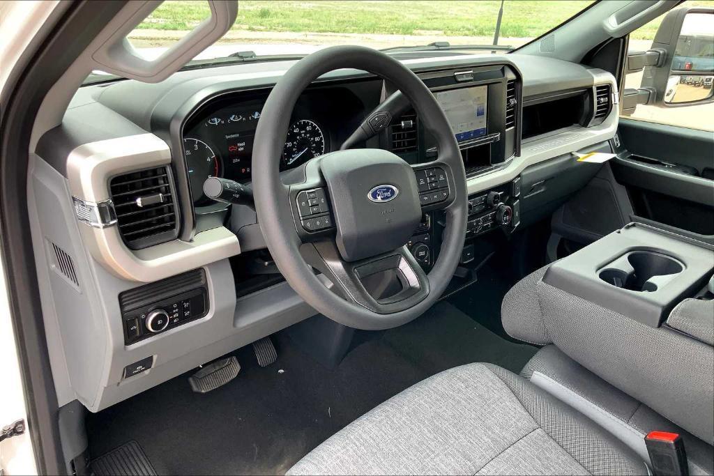new 2025 Ford F-250 car, priced at $68,055