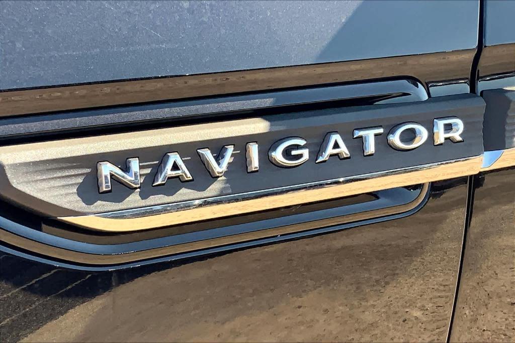 new 2024 Lincoln Navigator car, priced at $87,315