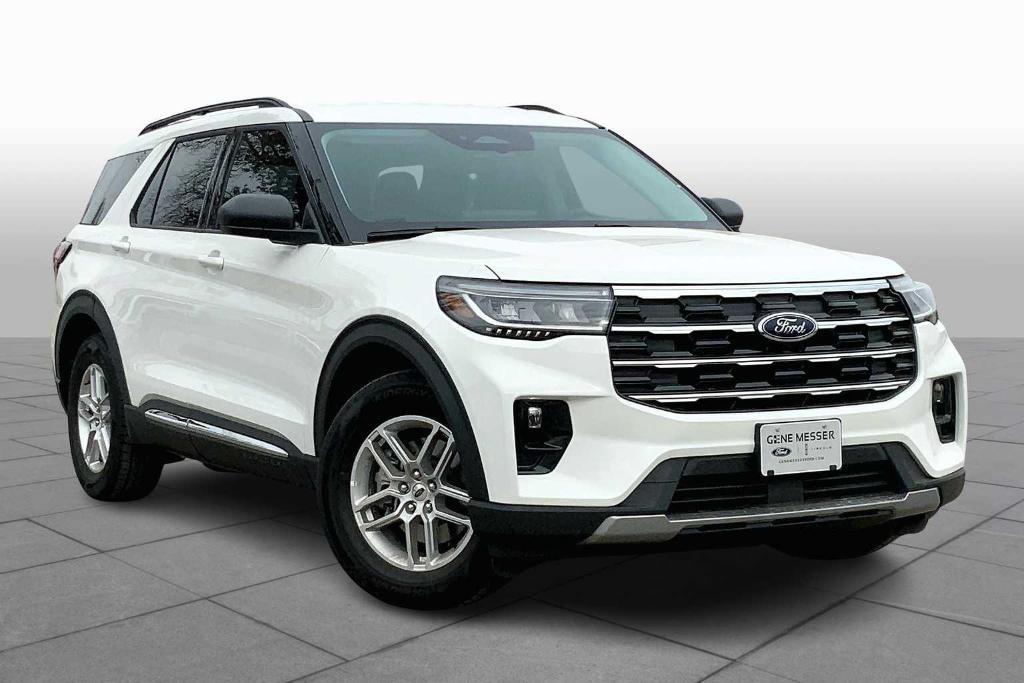 new 2025 Ford Explorer car, priced at $43,205