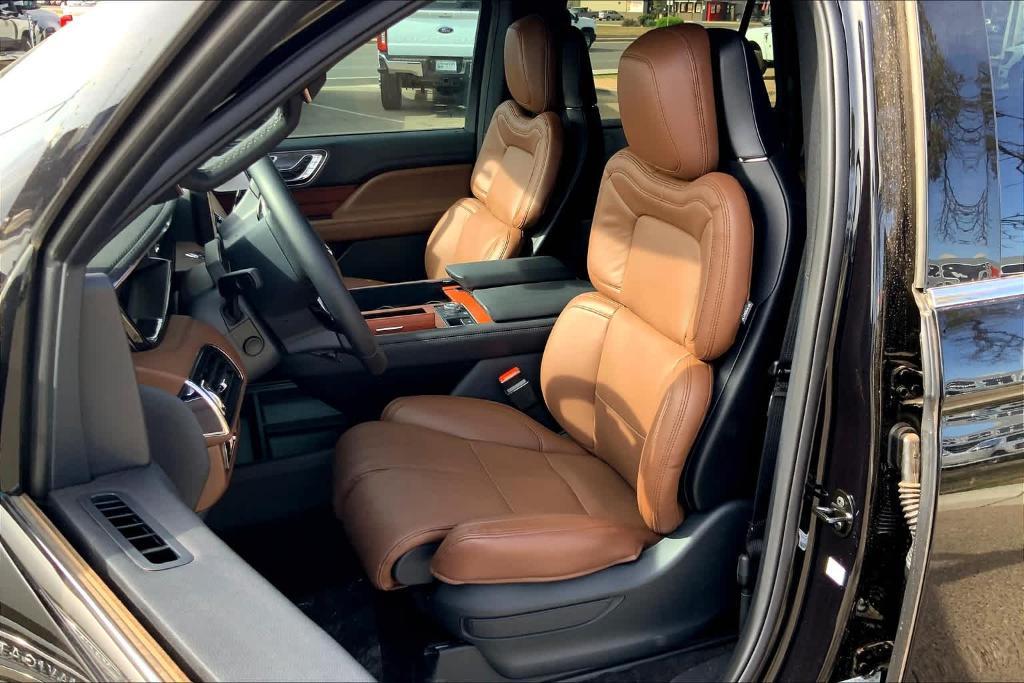 new 2024 Lincoln Navigator L car, priced at $94,620