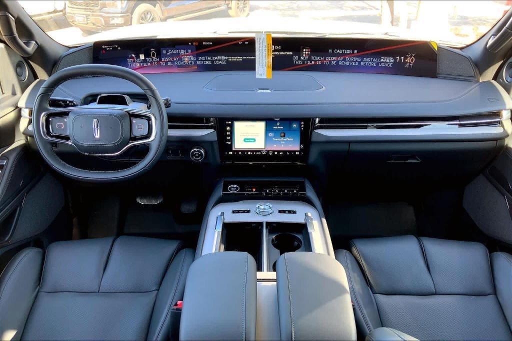 new 2025 Lincoln Navigator car, priced at $104,085