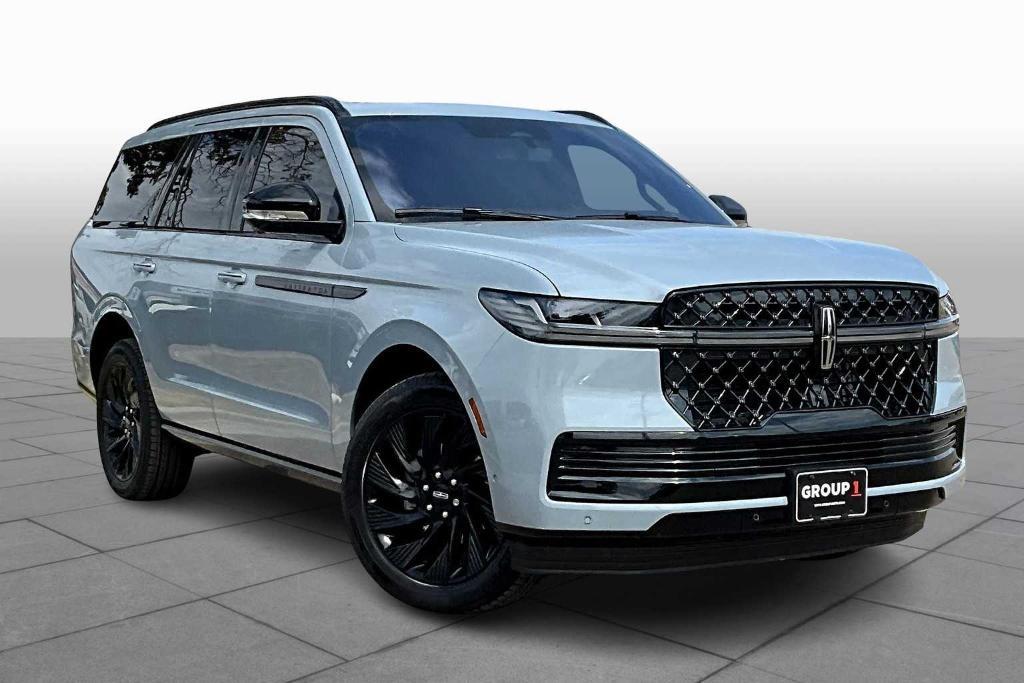 new 2025 Lincoln Navigator car, priced at $105,375