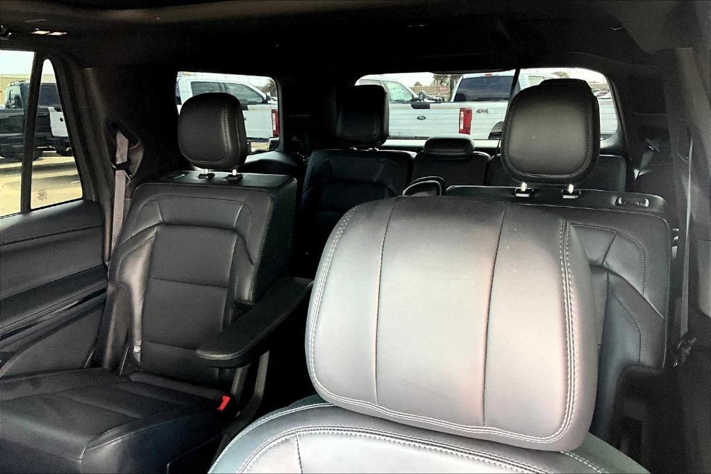 new 2025 Lincoln Navigator car, priced at $105,375