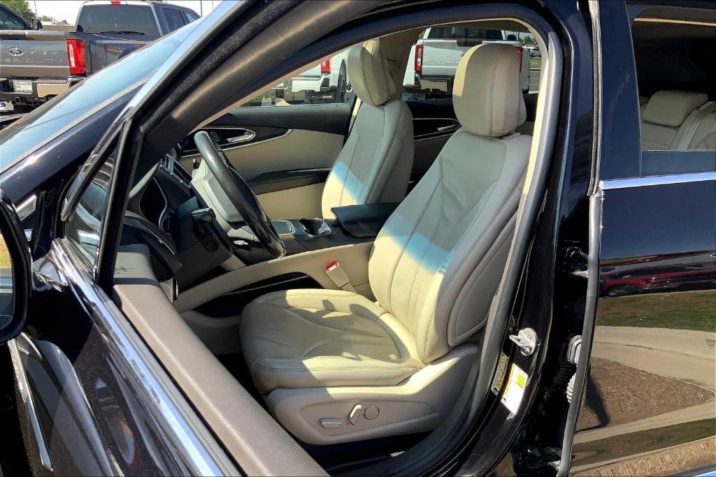 used 2020 Lincoln Nautilus car, priced at $18,566