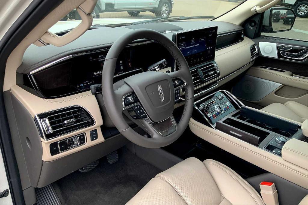 new 2024 Lincoln Navigator car, priced at $101,945