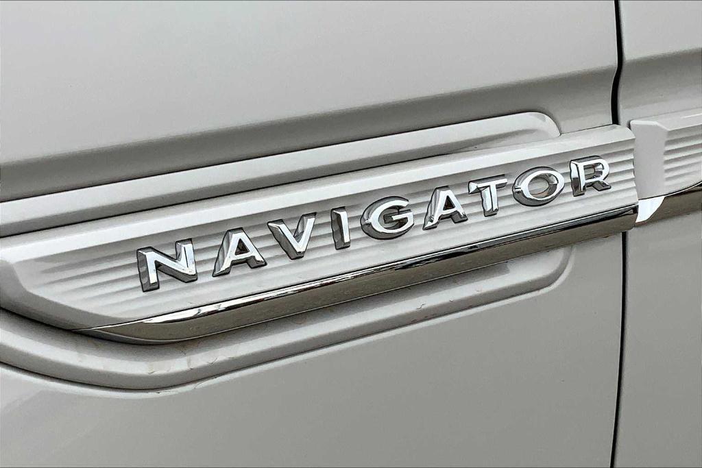 new 2024 Lincoln Navigator car, priced at $101,945