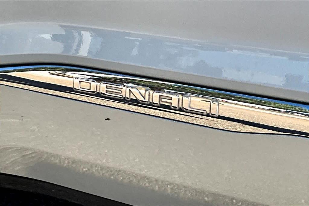 used 2017 GMC Acadia car, priced at $17,743