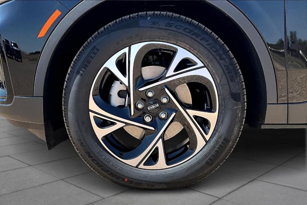 new 2025 Lincoln Nautilus car, priced at $51,985