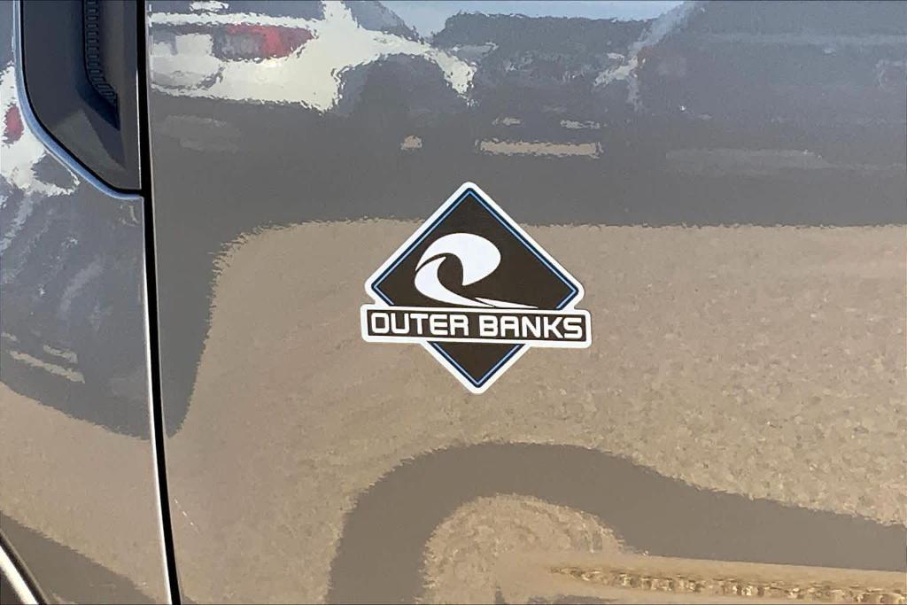 new 2025 Ford Bronco Sport car, priced at $37,235