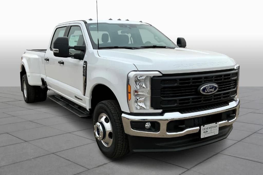 new 2024 Ford F-350 car, priced at $65,785