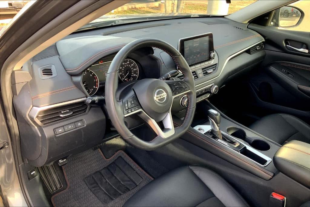 used 2022 Nissan Altima car, priced at $22,920