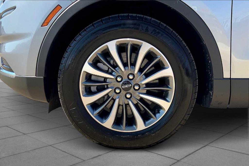 used 2022 Lincoln Nautilus car, priced at $34,312