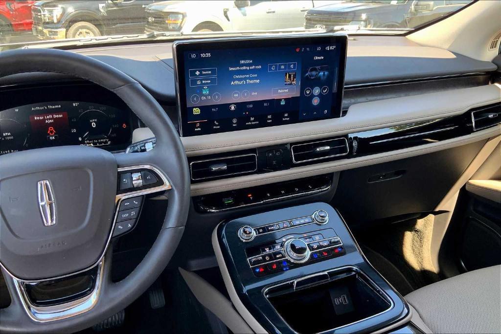 used 2022 Lincoln Nautilus car, priced at $34,312
