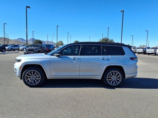 new 2025 Jeep Grand Cherokee L car