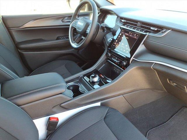 new 2025 Jeep Grand Cherokee L car, priced at $34,429