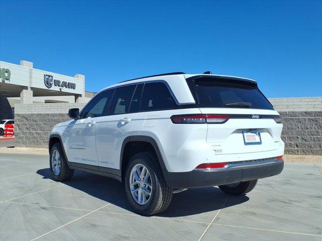 new 2025 Jeep Grand Cherokee car, priced at $33,298