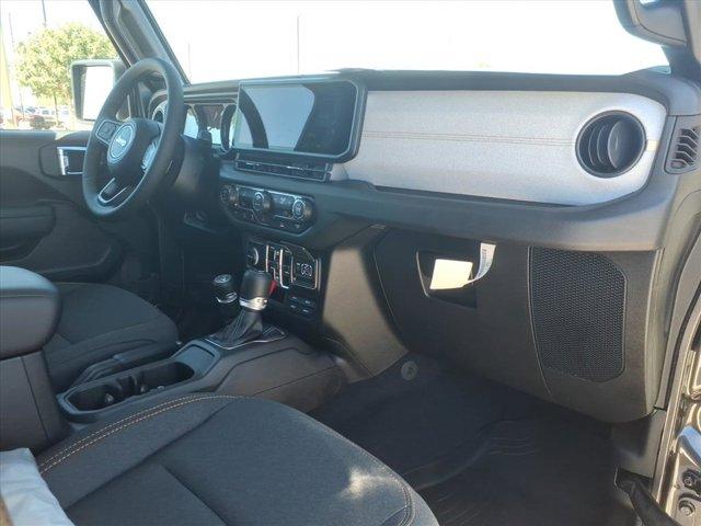 new 2025 Jeep Gladiator car, priced at $43,139
