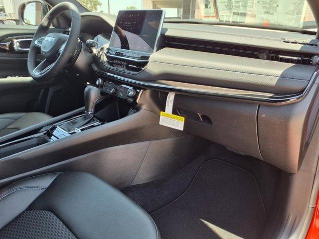 new 2025 Jeep Compass car, priced at $29,086