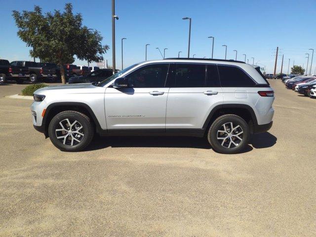 new 2025 Jeep Grand Cherokee car