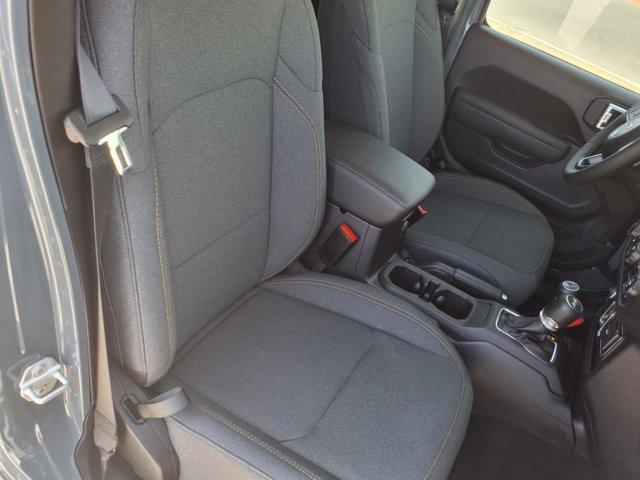 new 2025 Jeep Wrangler car, priced at $40,580