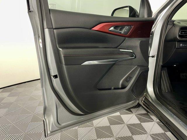 used 2024 Chevrolet Traverse car, priced at $42,977