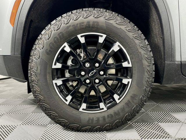 used 2024 Chevrolet Traverse car, priced at $42,977