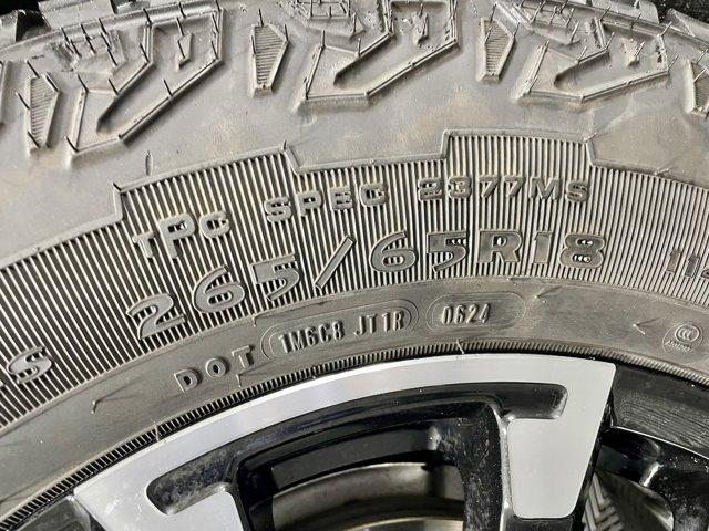 used 2024 Chevrolet Traverse car, priced at $42,977