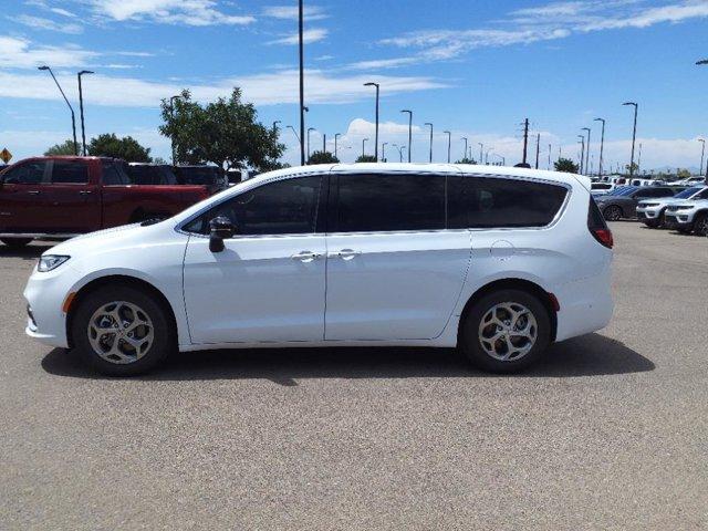 new 2024 Chrysler Pacifica car