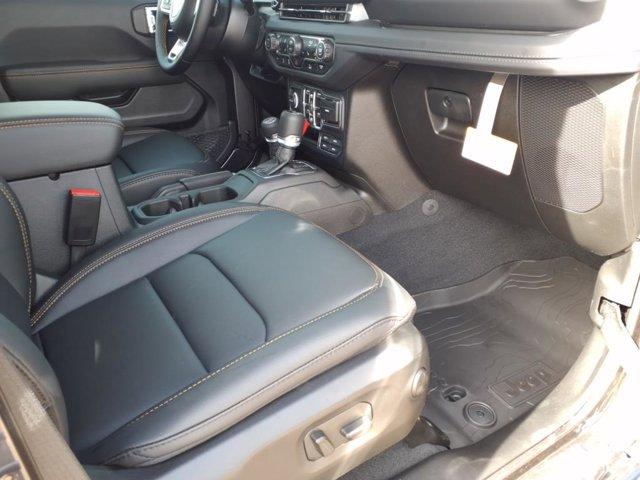 new 2025 Jeep Wrangler car, priced at $55,170