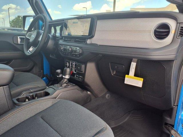 new 2025 Jeep Wrangler car, priced at $51,304