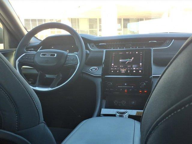 new 2025 Jeep Grand Cherokee car, priced at $32,683